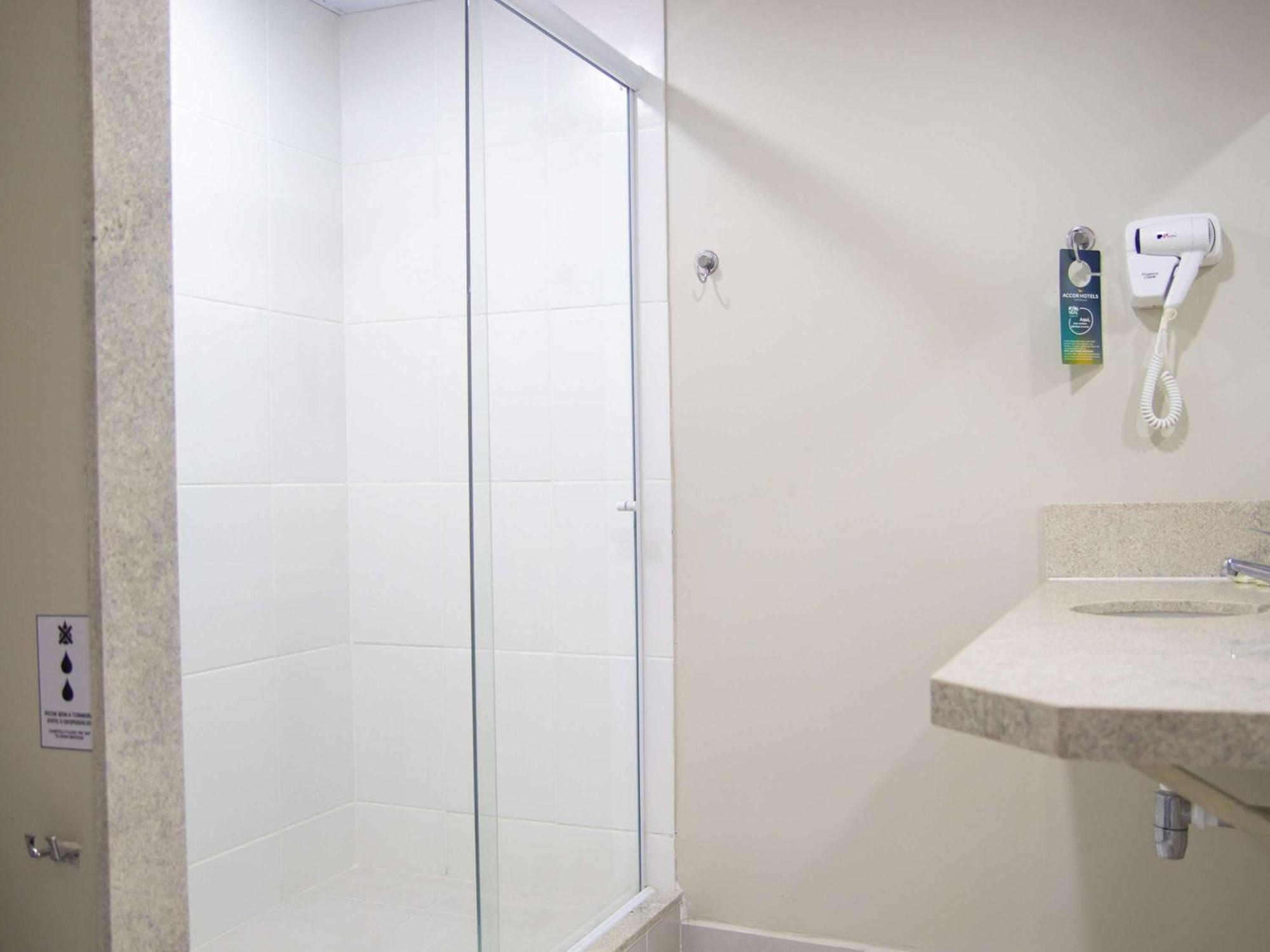 Hotel Ibis Styles Tres Rios Esterno foto